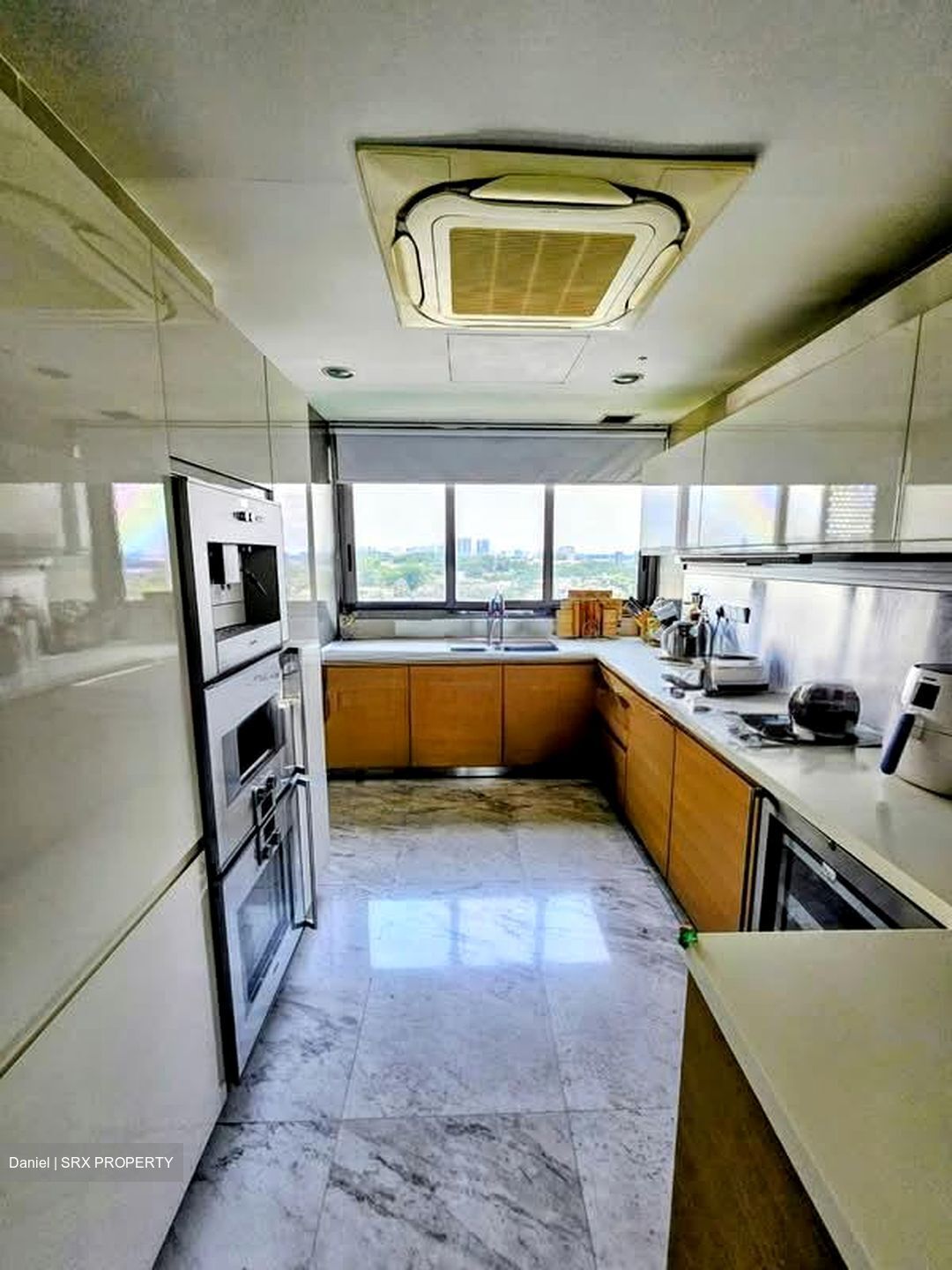 One Robin (D10), Apartment #568100091